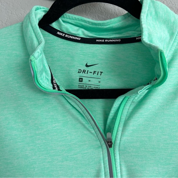 Nike Women's Quarter Zip - Picture 4 of 7